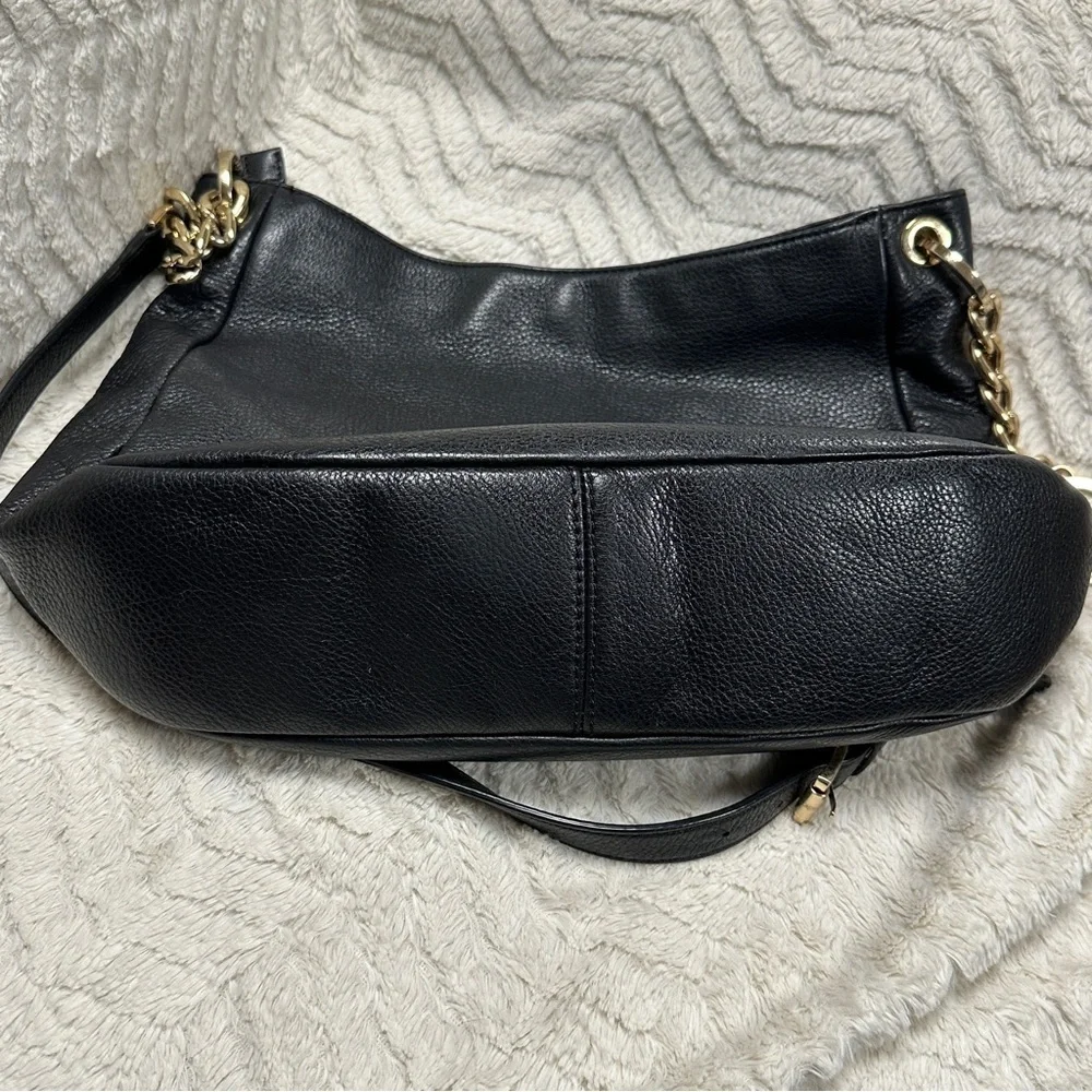 Michael Kors CrossBody Gold Chain Purse In Pebbled Black Leather.